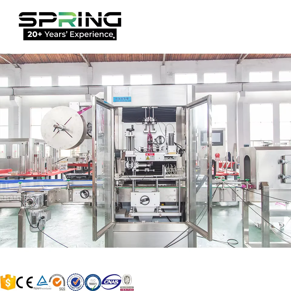 Automatic capping system detail for the 6000BPH water filling machine 缩略图
