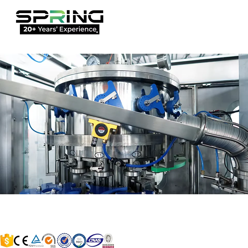 PET bottle carbonated drink filling machine with isobaric filling system 缩略图
